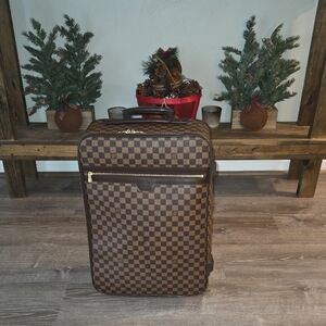 Louis Vuitton Damier Pegas 55 Roller Luggage Carry On Size
